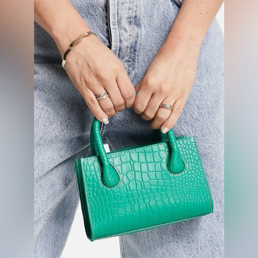 NWT TOPSHOP LEATHER MINI CROSSBODY BAG IN GREEN